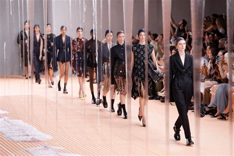 Prada: Miu Miu Brand And Americas Market Have Good Growth 